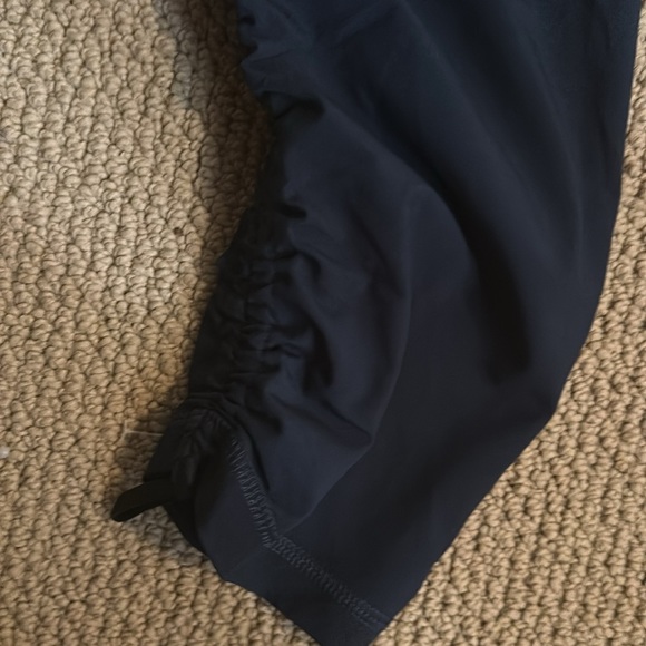 Calla pants with cinched bottoms - Picture 4 of 5